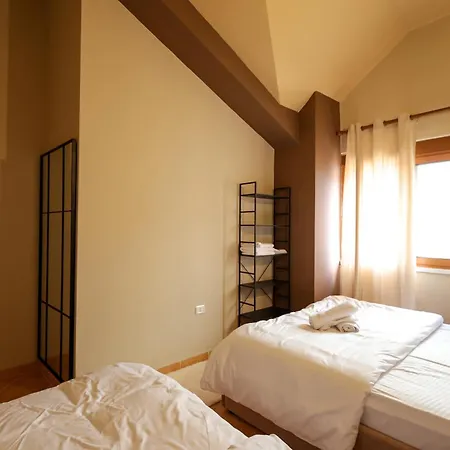 Appartement Rooftop With Balcony Next To Fafa *